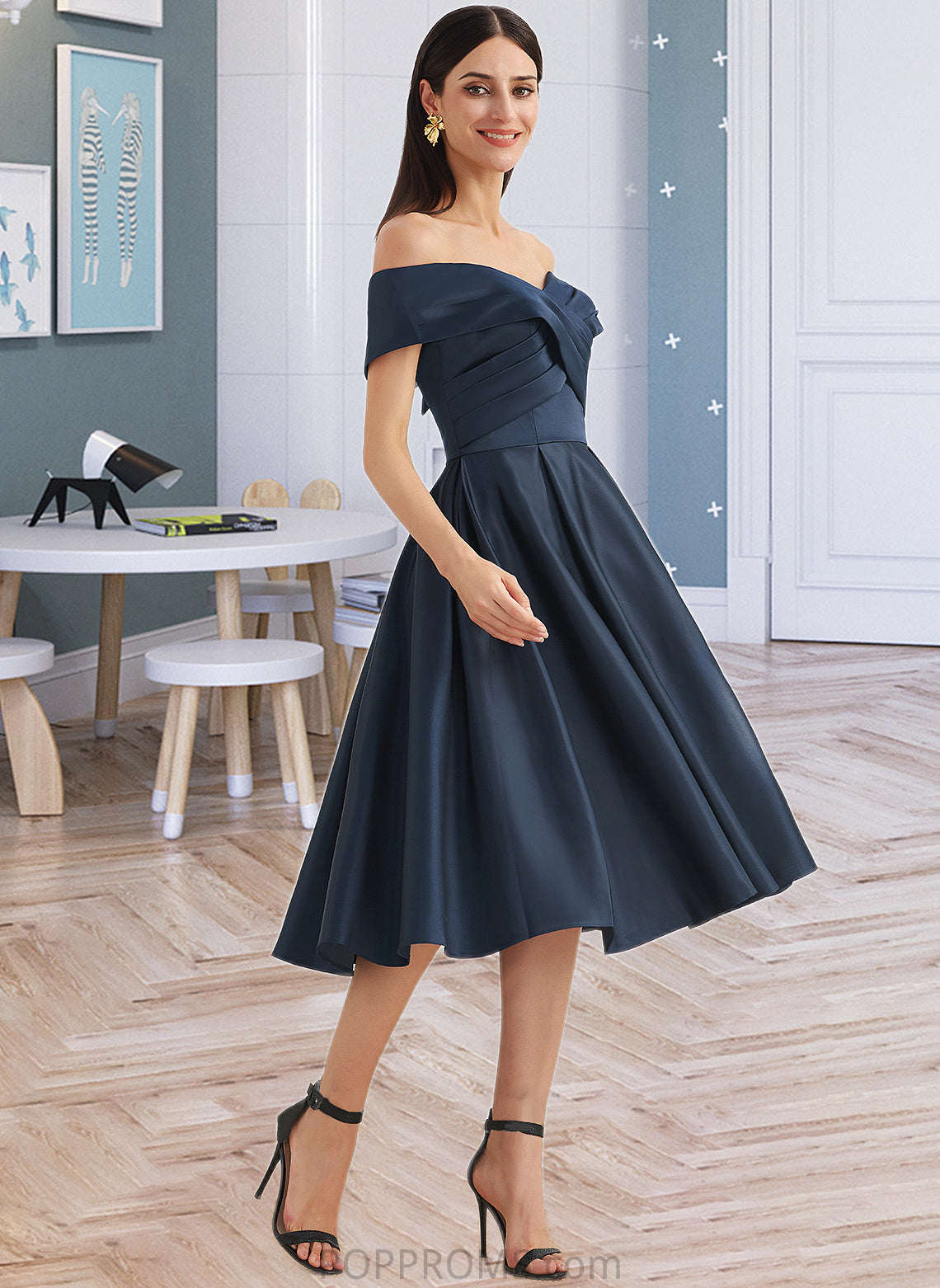 Izabelle A-Line Off-the-Shoulder Knee-Length Bridesmaid Dress With Pockets PP6P0013150