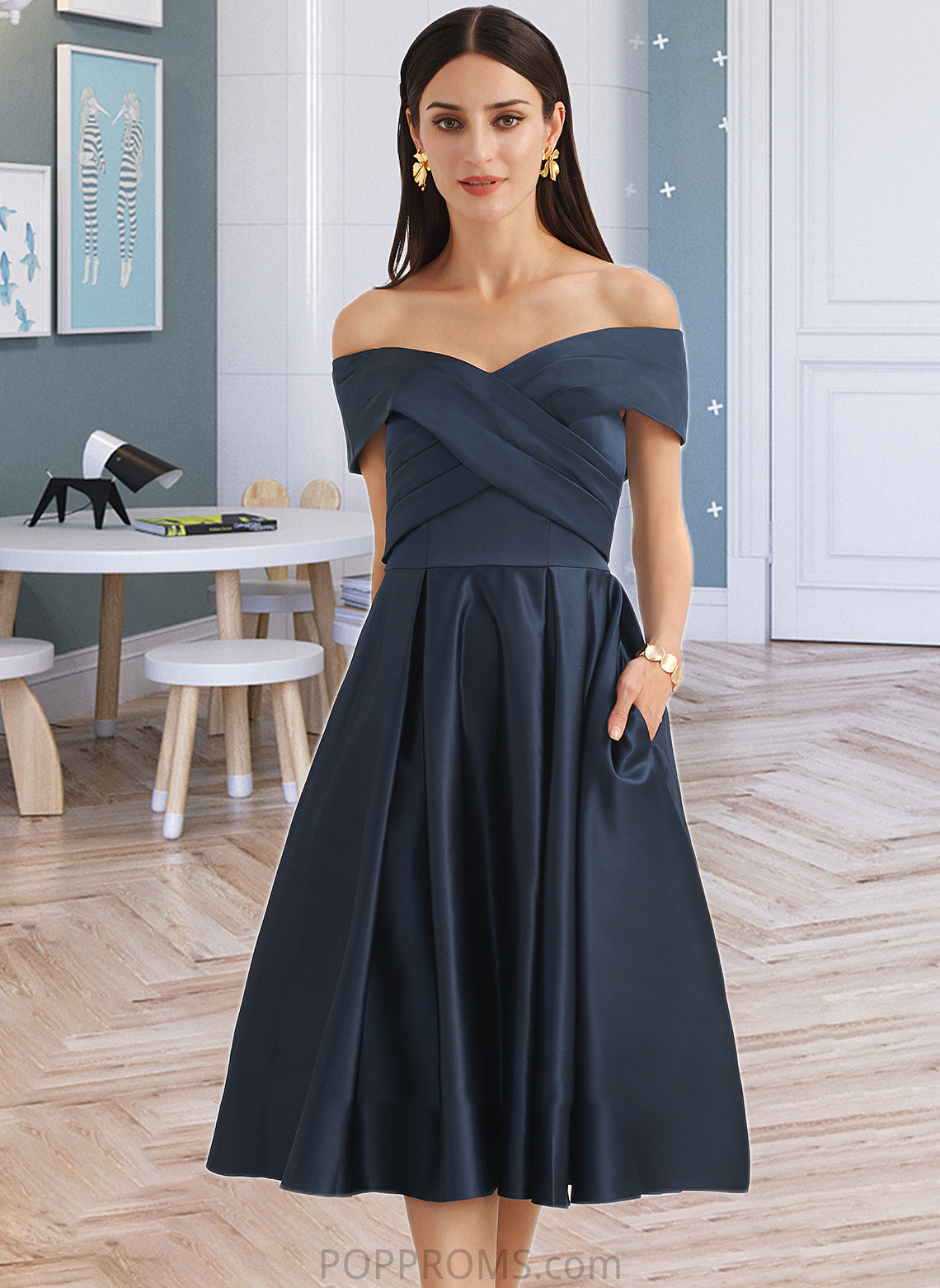 Izabelle A-Line Off-the-Shoulder Knee-Length Bridesmaid Dress With Pockets PP6P0013150