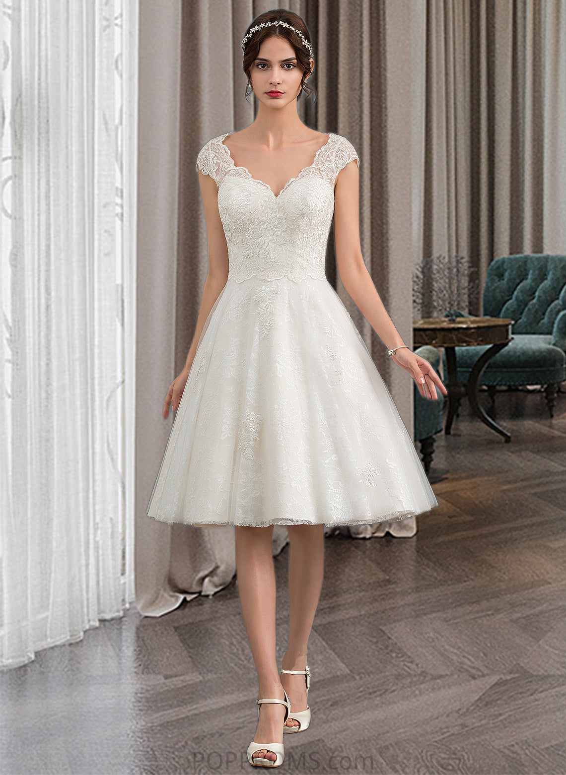 Kiera A-Line V-neck Knee-Length Tulle Lace Wedding Dress PP6P0013700