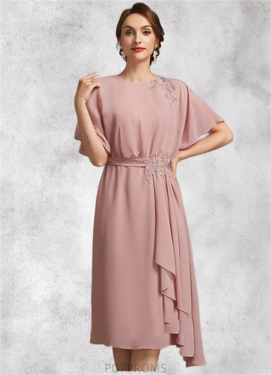 Kenna Sheath/Column Scoop Neck Knee-Length Chiffon Mother of the Bride Dress With Appliques Lace PP6126P0014829