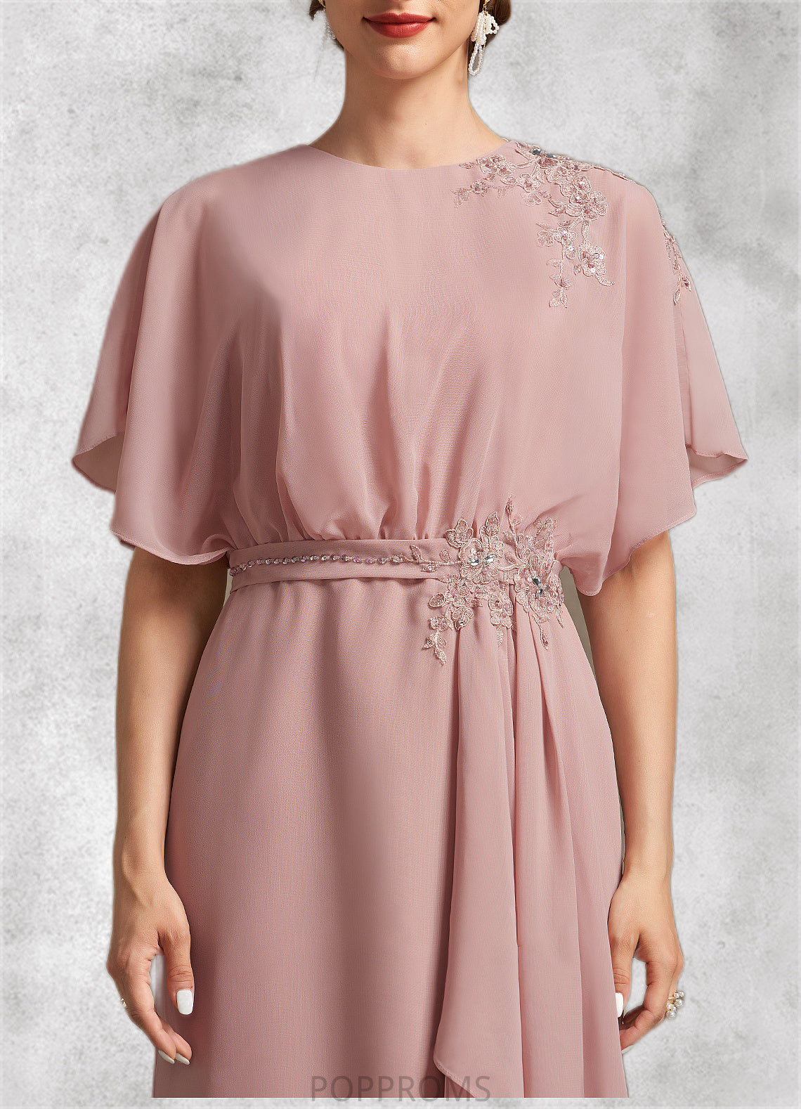 Kenna Sheath/Column Scoop Neck Knee-Length Chiffon Mother of the Bride Dress With Appliques Lace PP6126P0014829