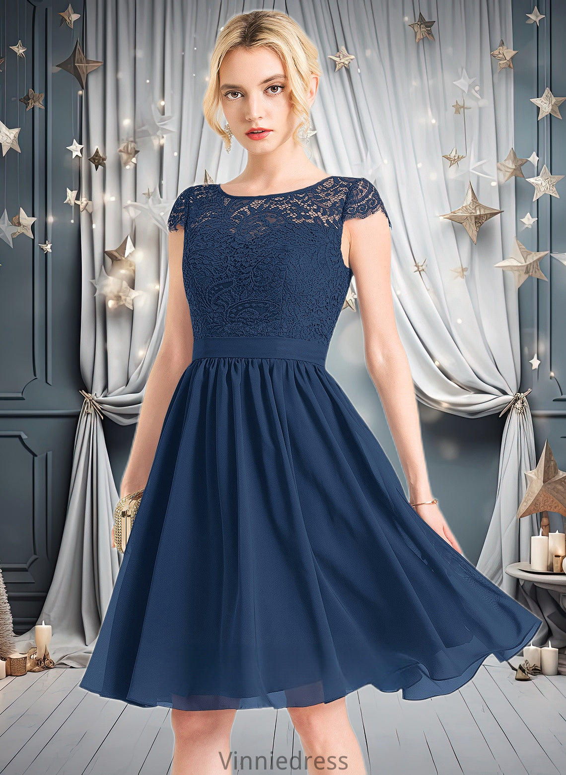 Riya A-line Scoop Knee-Length Lace Chiffon Homecoming Dress PP6P0025698