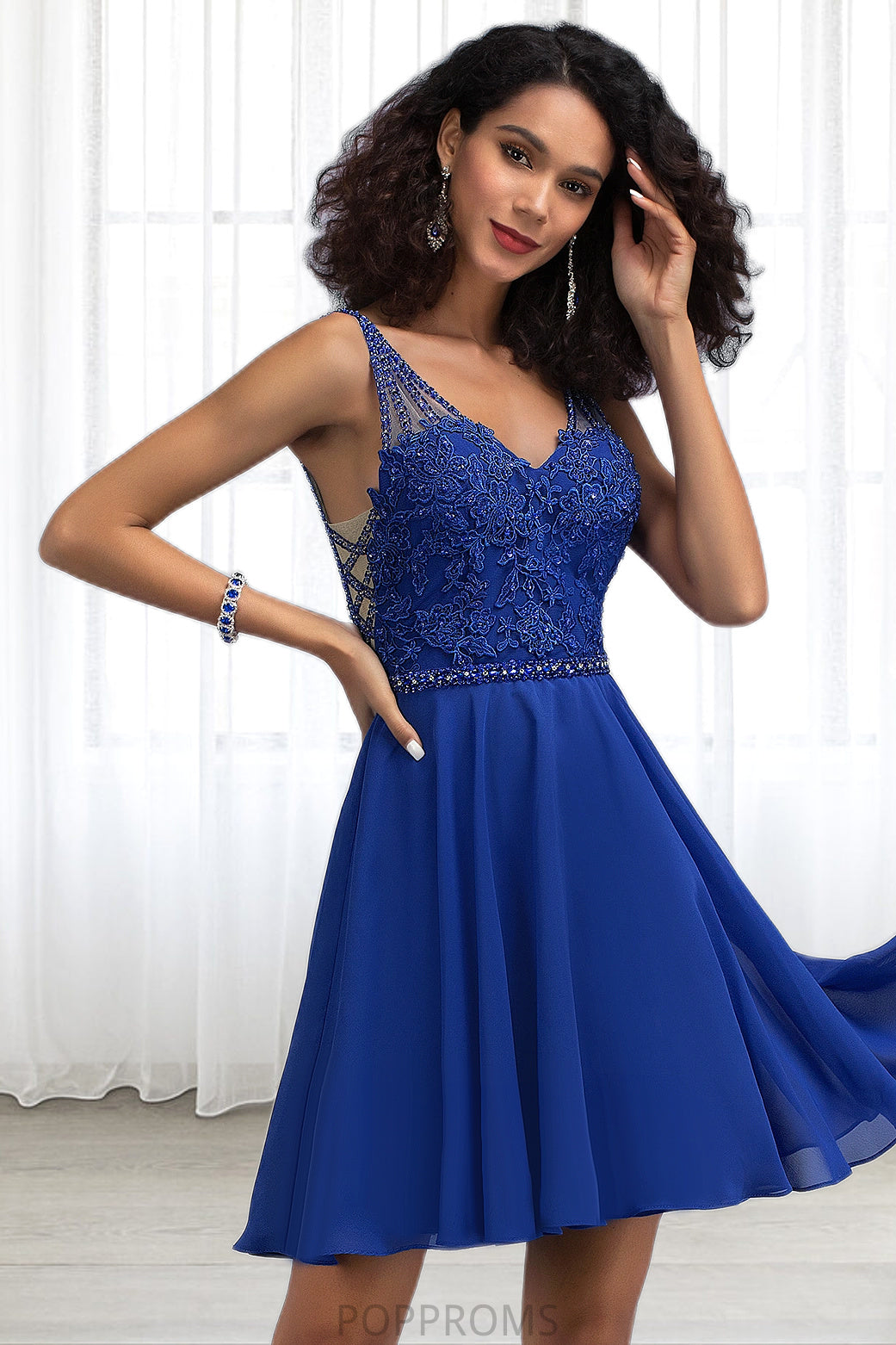 Carina A-line V-Neck Short/Mini Chiffon Lace Homecoming Dress With Beading PP6P0020563