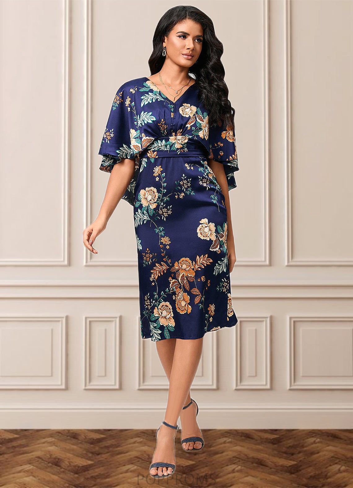 Raven Sheath/Column V-Neck Knee-Length Satin Cocktail Dress With Pleated PP6P0022317