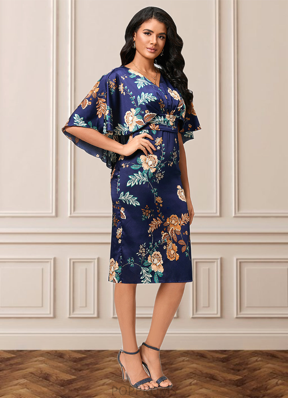 Raven Sheath/Column V-Neck Knee-Length Satin Cocktail Dress With Pleated PP6P0022317