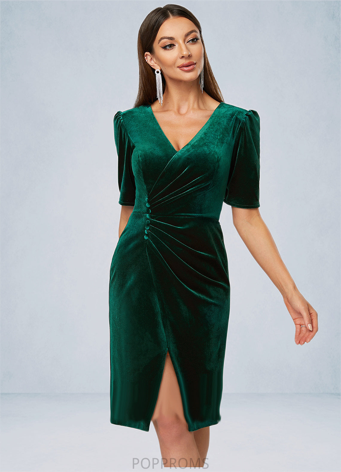 Abbigail Sheath/Column V-Neck Knee-Length Velvet Cocktail Dress With Pleated PP6P0022485