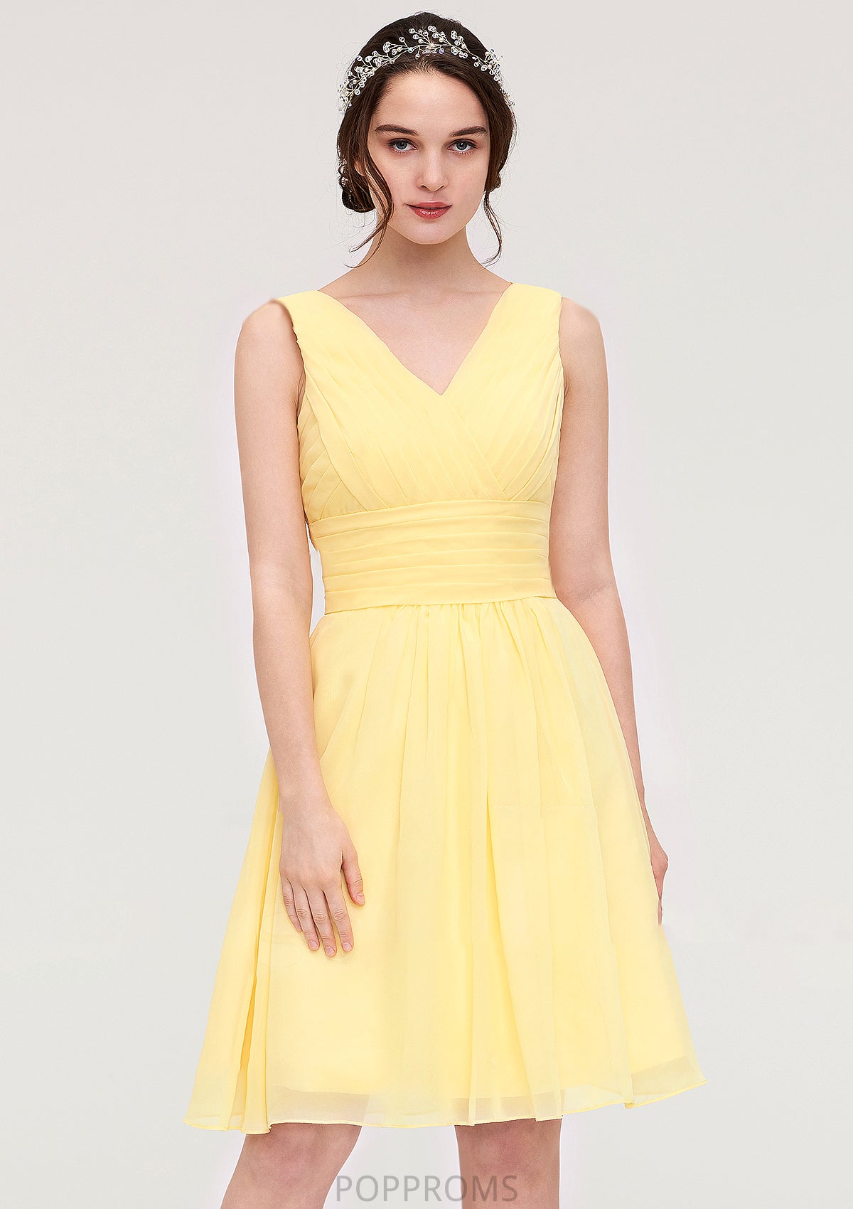 V Neck Sleeveless A-line/Princess Chiffon Knee-Length Bridesmaid Dresses With Pleated Shyann PP6P0025414