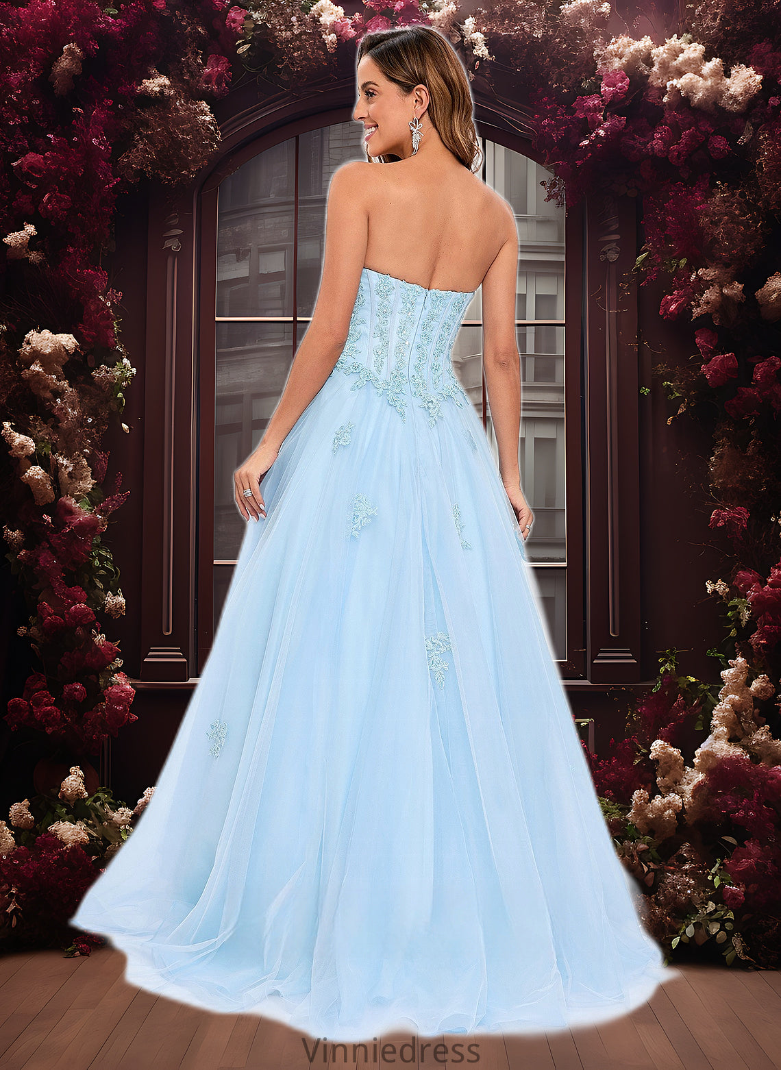 Logan Ball-Gown/Princess Straight Sweep Train Tulle Prom Dresses With Sequins Appliques Lace PP6P0025864