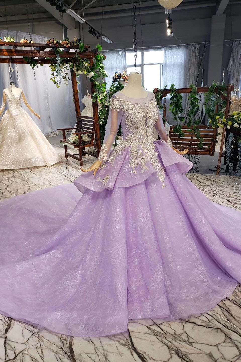 Stunning Long Sleeve Ball Gown Appliques Beading Quinceanera Dresses