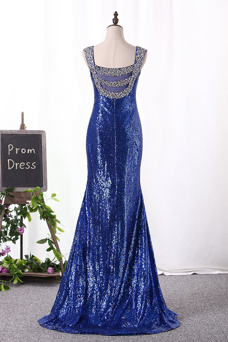 2024 Bling Bling Evening Dresses Mermaid V Neck Sequins Lace With Rhinestones Sweep/Brush Train