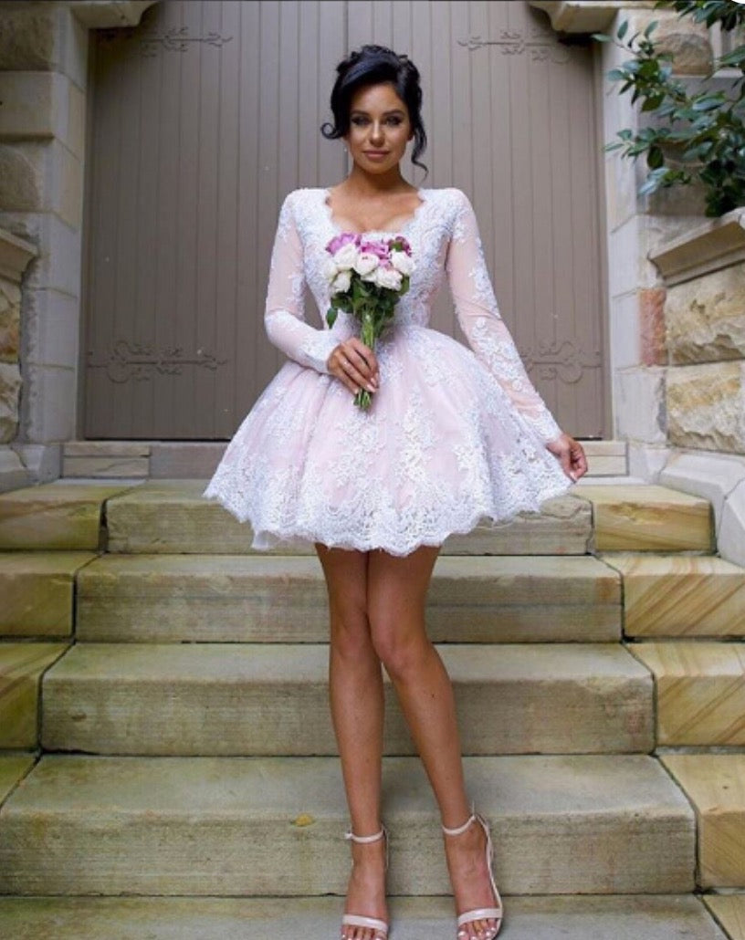 Long Sleeve Deep V Neck Ball Gown White Short Brittany Lace Homecoming Dresses Elegant