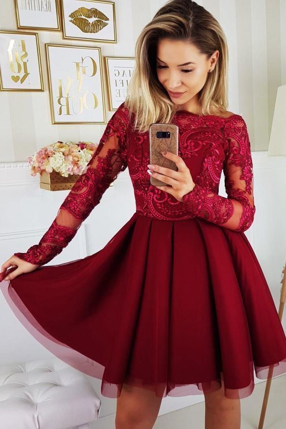 Burgundy Long Sleeve Bateau Appliques Tulle A Line Lace Mariam Homecoming Dresses Pleated