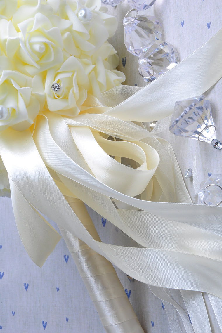 Simple Round Foam/Ribbon Bridal Bouquets