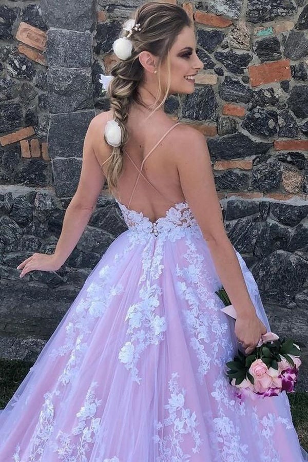 Gorgeous Backless A Line Lace Appliques Evening Dresses Tulle Long Prom Dresses