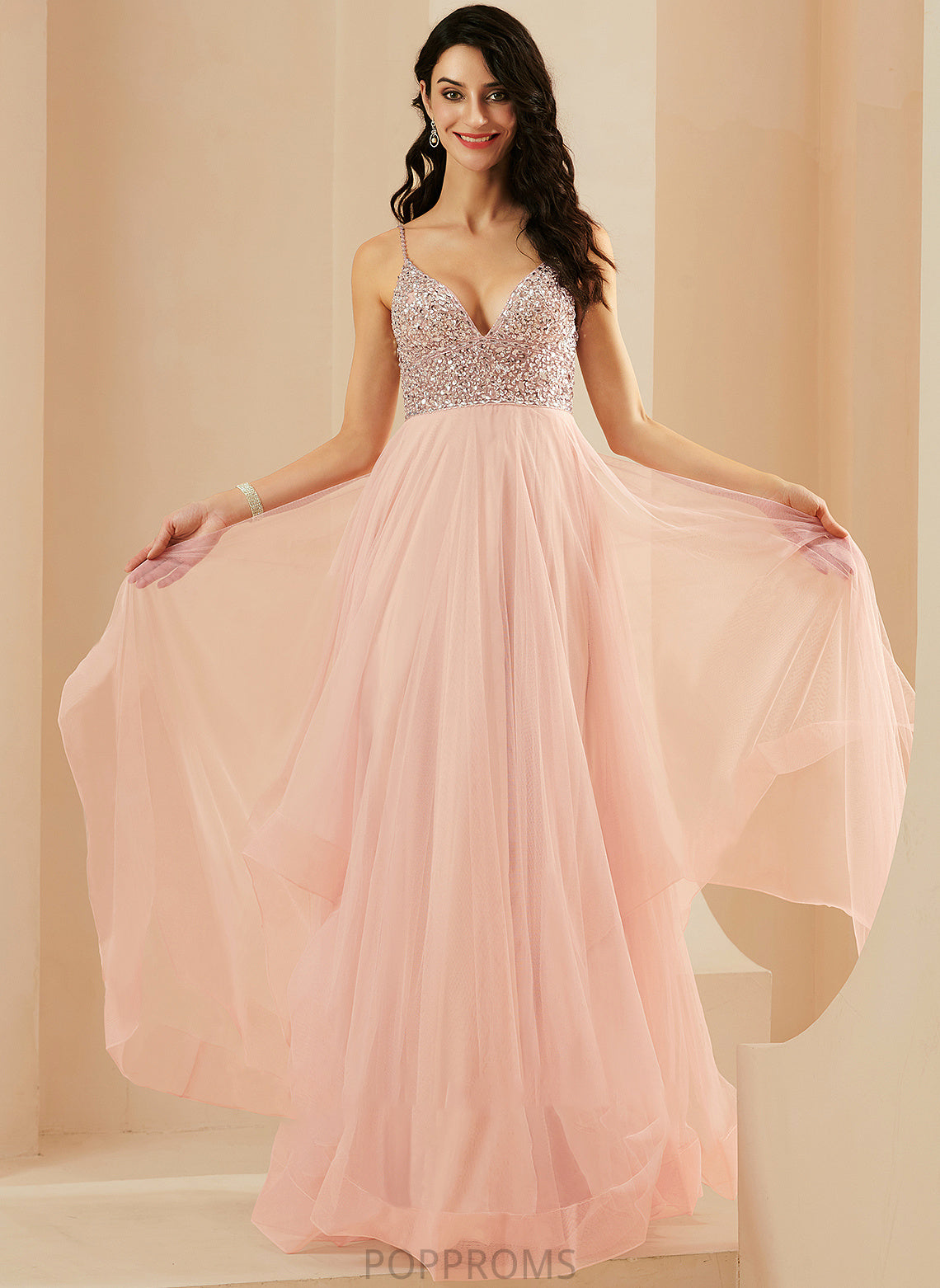 V-neck Erika Tulle A-Line With Floor-Length Prom Dresses Sequins Beading