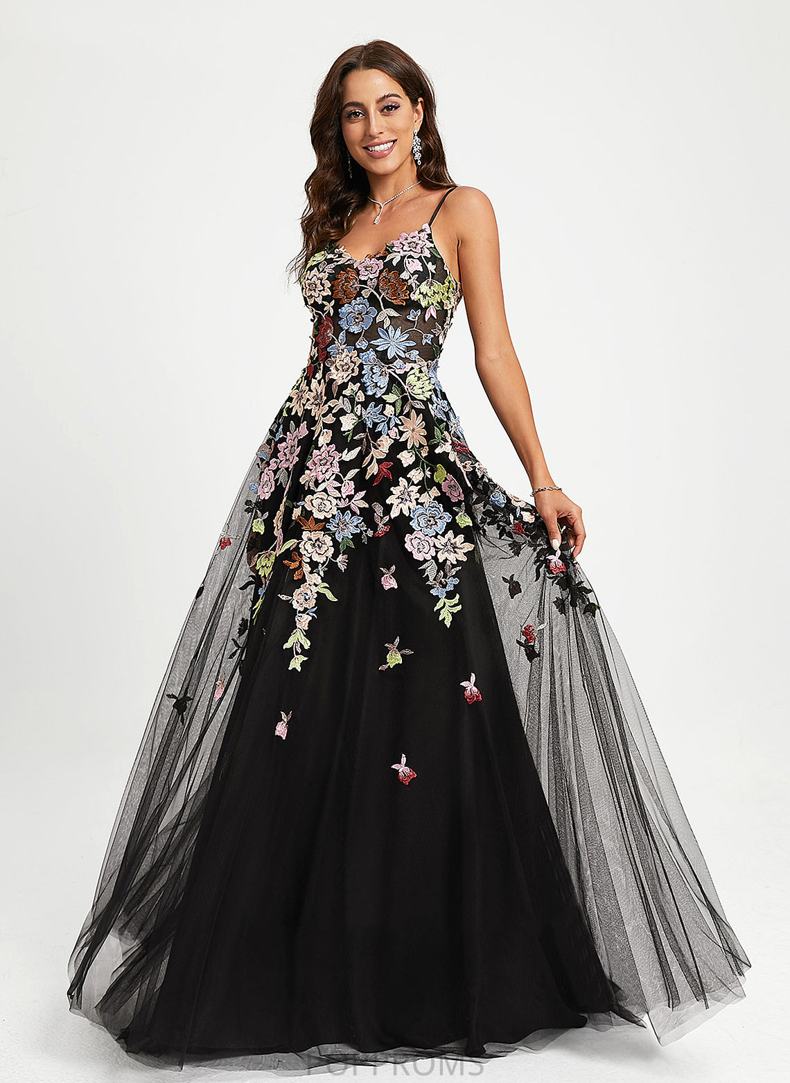 Tulle Prom Dresses Lace With V-neck Sweep Ball-Gown/Princess Train Rylie