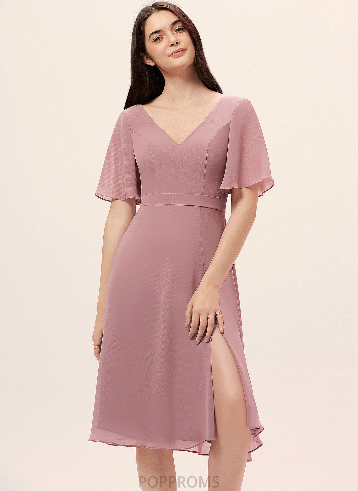 V-neck With A-Line Cocktail Dress Front Split Cocktail Dresses Knee-Length Rihanna Chiffon