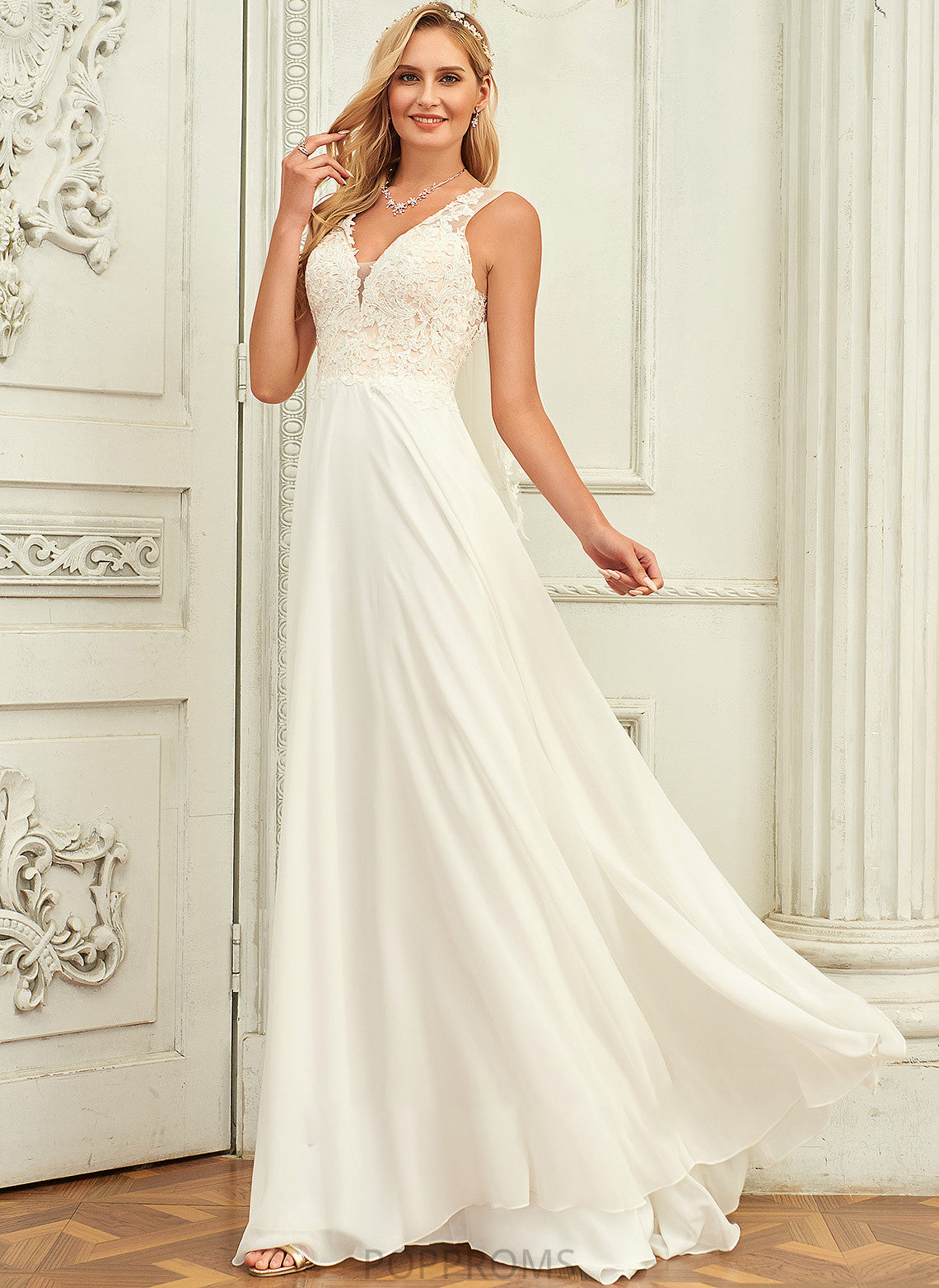 Wedding Dresses V-neck With A-Line Chiffon Wedding Daphne Train Lace Sweep Lace Dress