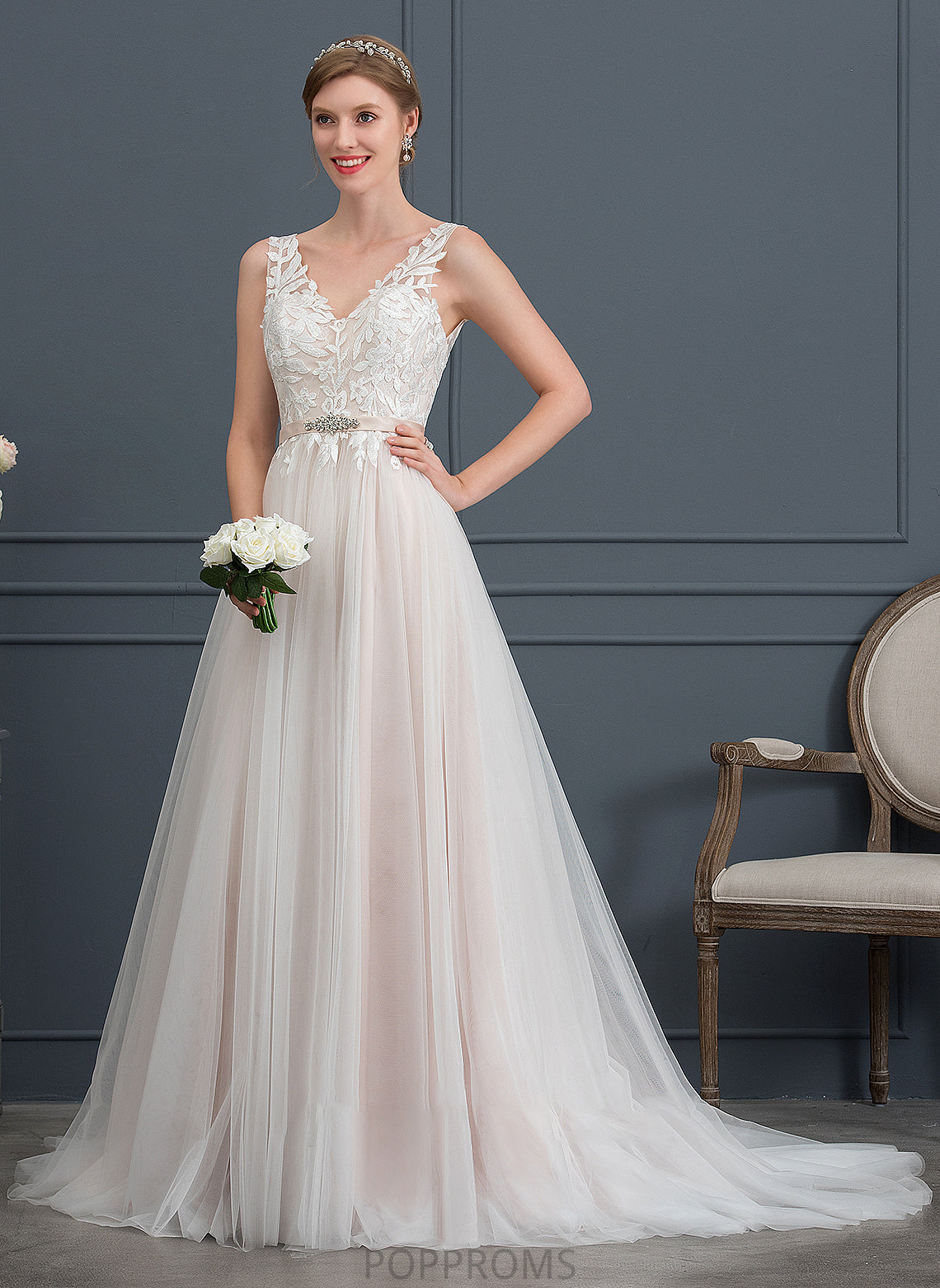 With Wedding Dresses V-neck Wedding Tulle Beading Maya Court Train Dress A-Line