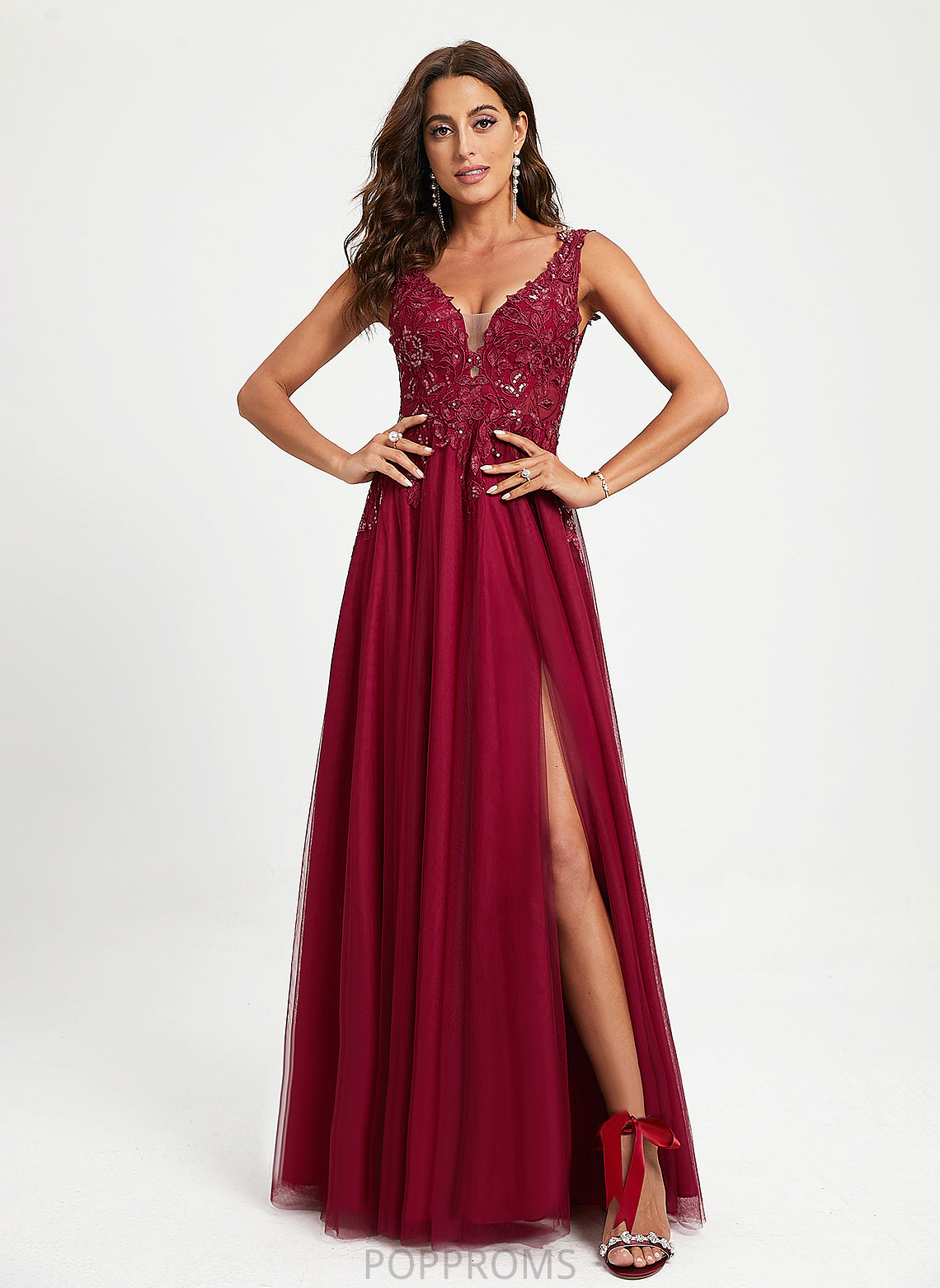 Sequins Taliyah Prom Dresses With Lace Ball-Gown/Princess Tulle Floor-Length V-neck