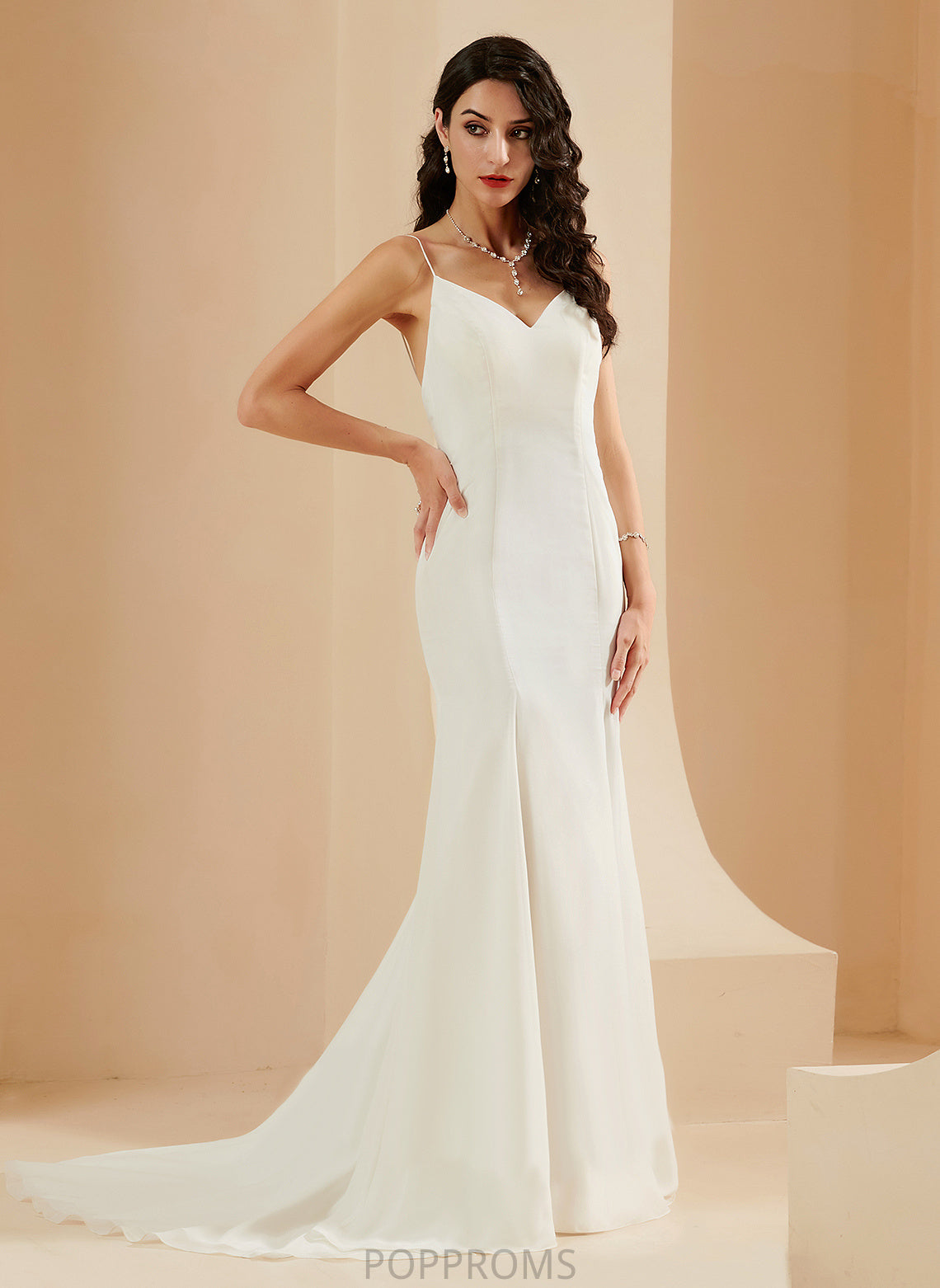 Wedding Wedding Dresses Train Chiffon V-neck Trumpet/Mermaid Dress Court Kaydence