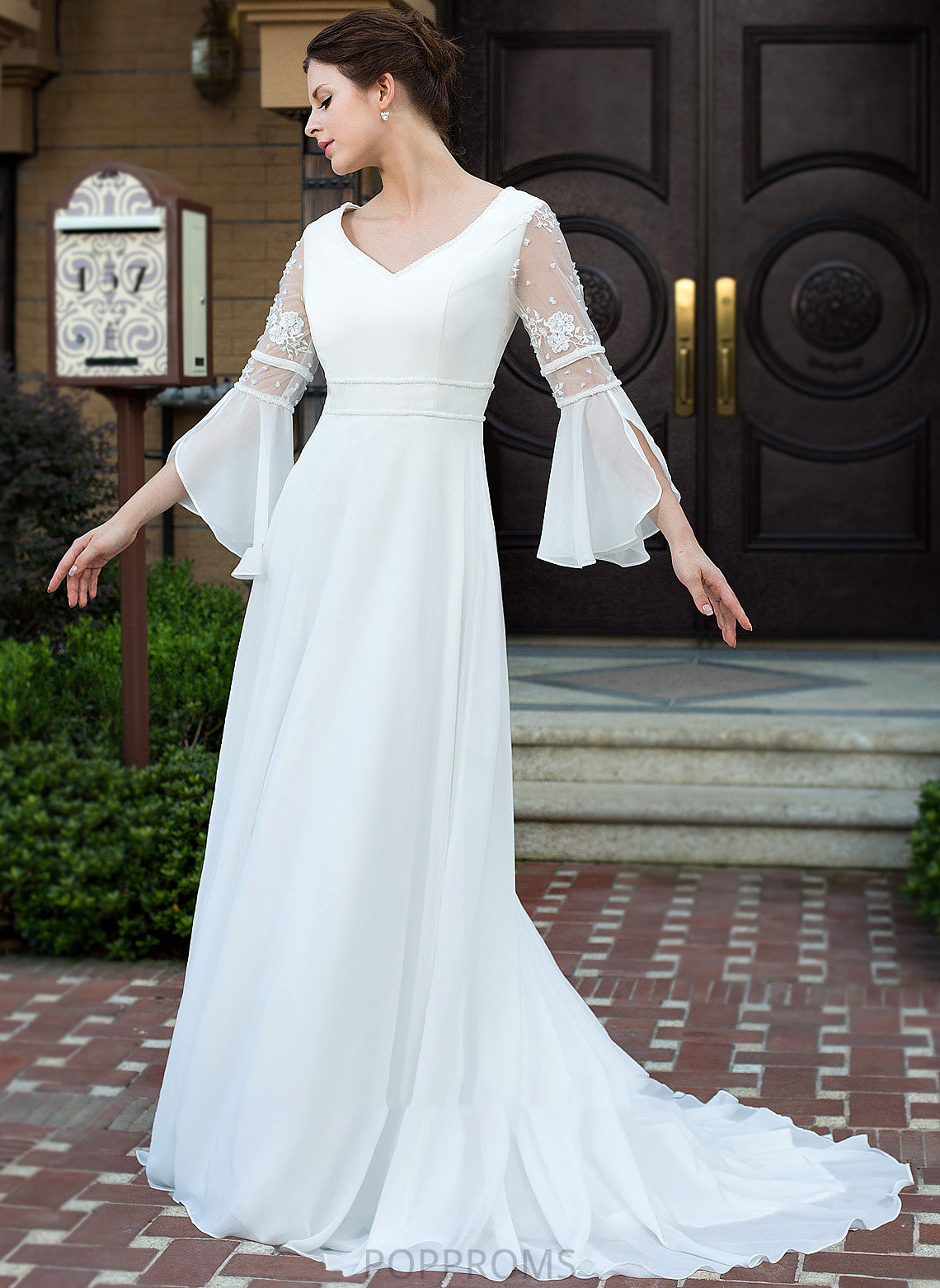 Dress Wedding Train A-Line Lace Kaleigh Chiffon Beading V-neck Court With Wedding Dresses