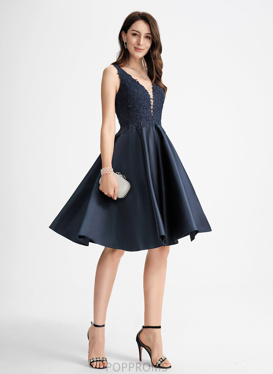 Dress Satin Beading Lace Laurel Knee-Length With A-Line V-neck Cocktail Cocktail Dresses