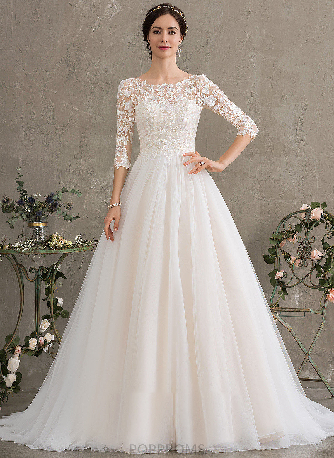 Wedding Sequins Scoop Court Wedding Dresses Tulle Neck Train Ball-Gown/Princess Dress With Kaya