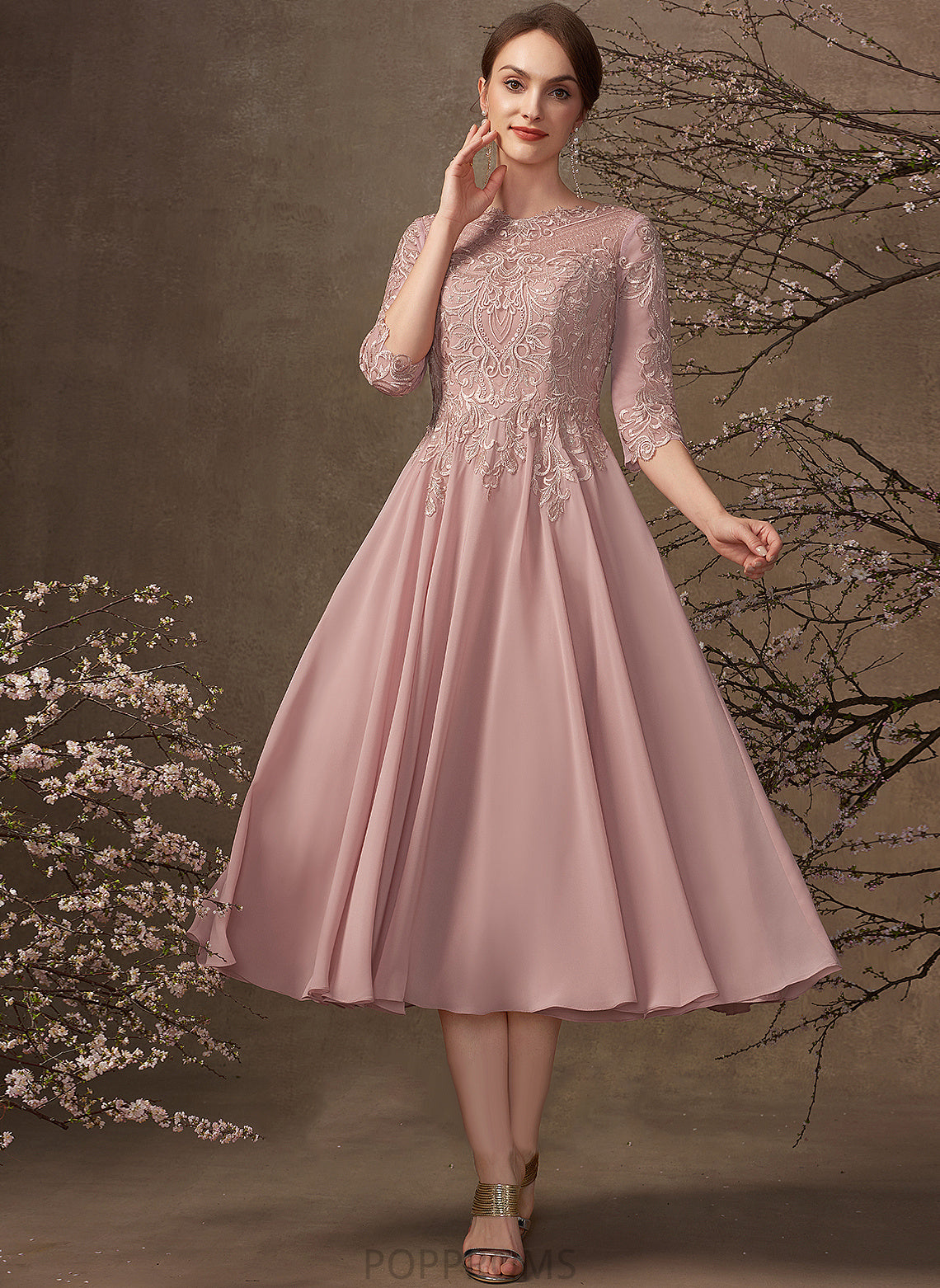 Chiffon Lace Cocktail Tea-Length Sequins Scoop Neck Cocktail Dresses With A-Line Elyse Dress