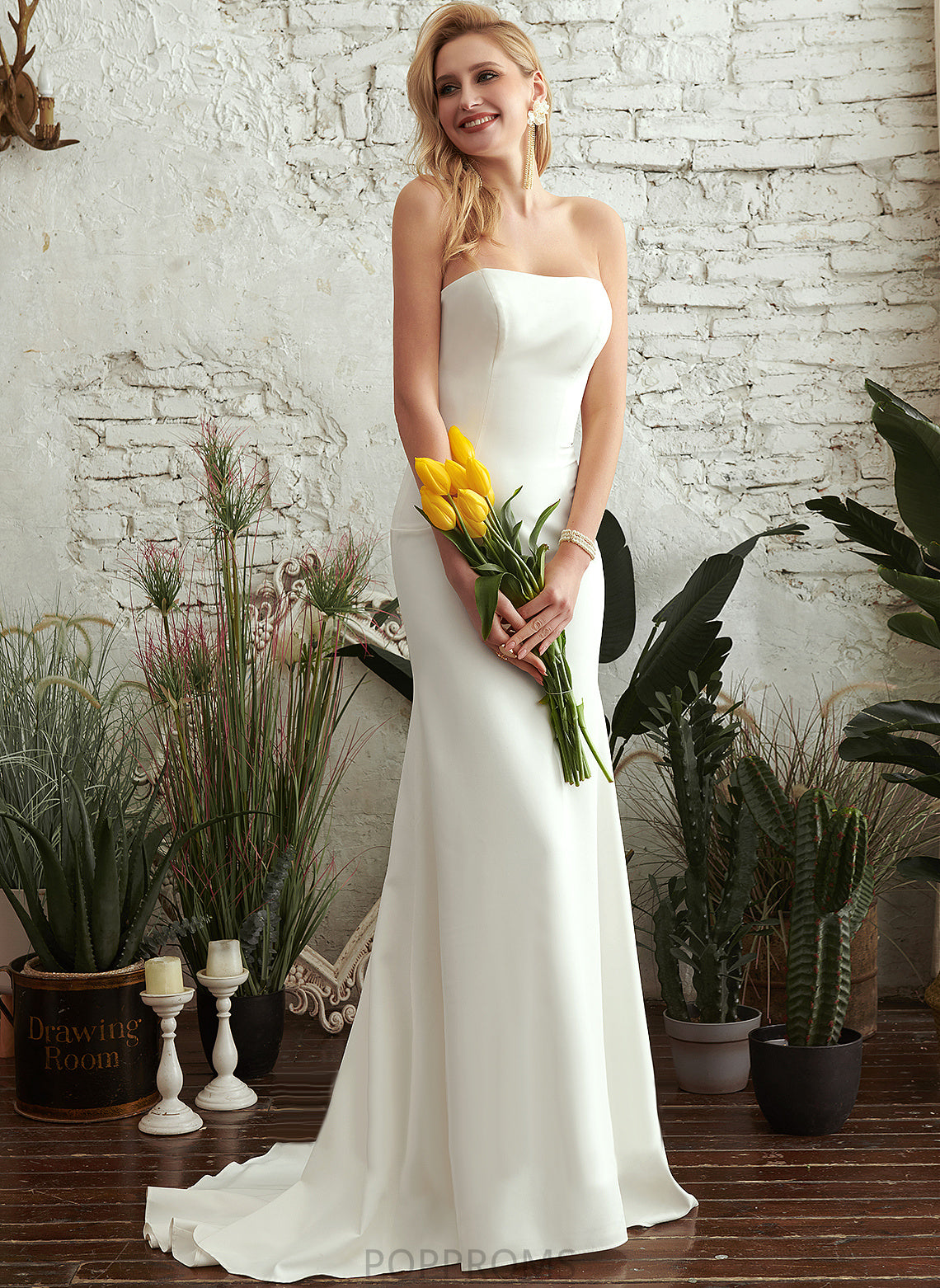 Wedding Kelly Dress Stretch Wedding Dresses Trumpet/Mermaid Strapless Crepe Sweep Train