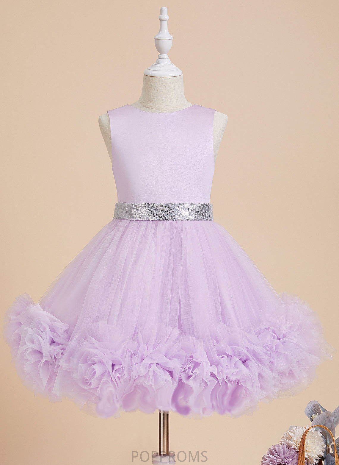 With Flower - Alena Flower Girl Dresses Scoop Ball-Gown/Princess Girl Knee-length Sleeveless Neck Satin/Tulle Dress Flower(s)/Sequins