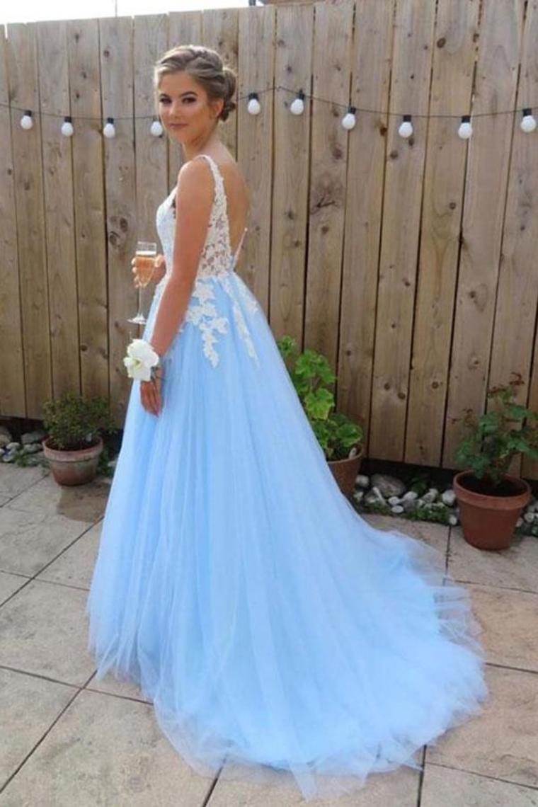 2024 Prom Dress Tulle A-Line V-Neck Sweep Train With Appliques