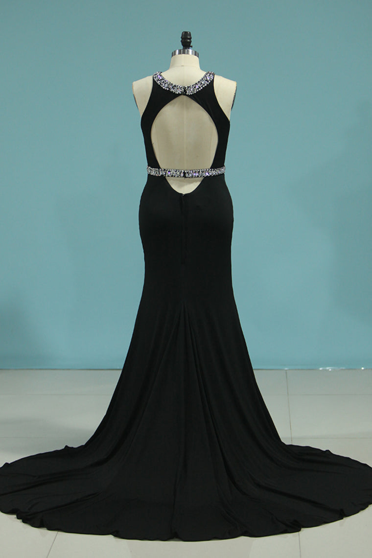 2024 Sexy Open Back Scoop Mermaid Prom Dresses Spandex With Beads And Slit