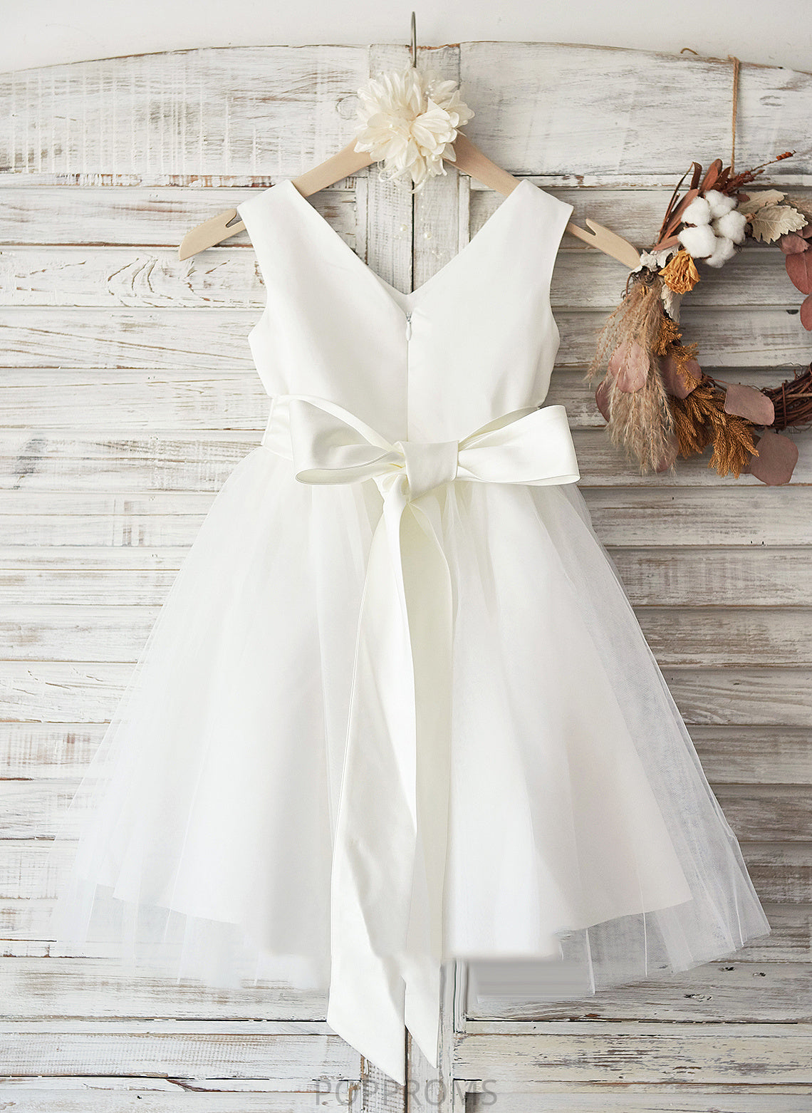 Knee-length Satin/Tulle A-Line Bow(s) Dress - With Flower Sleeveless Girl Flower Girl Dresses Joselyn V-neck