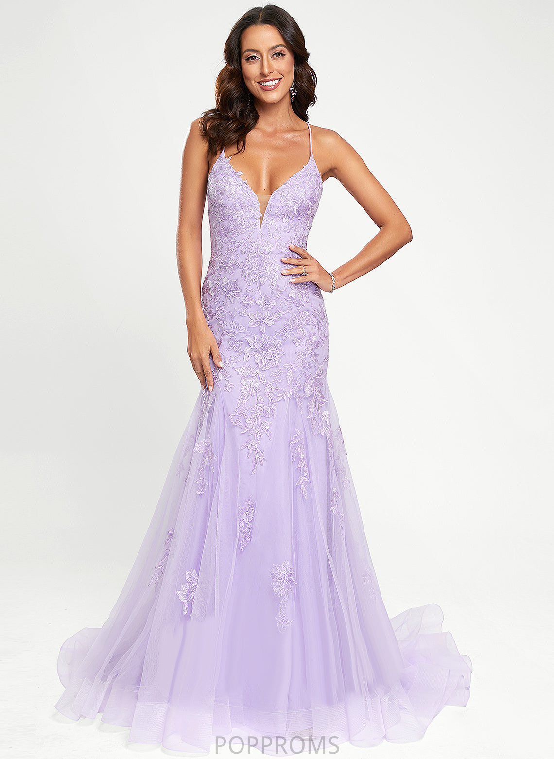 Sweep Damaris Tulle Lace With V-neck Train Trumpet/Mermaid Prom Dresses Sequins