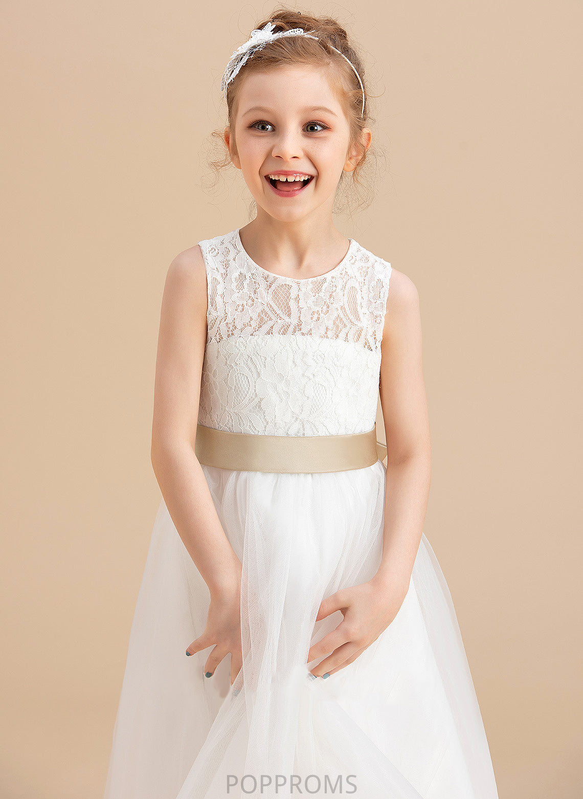 Scoop A-Line/Princess Hole Tulle/Lace Lilyana Sash/Bow(s)/Back Dress With Flower Girl Sleeveless - Tea-length Flower Girl Dresses Neck