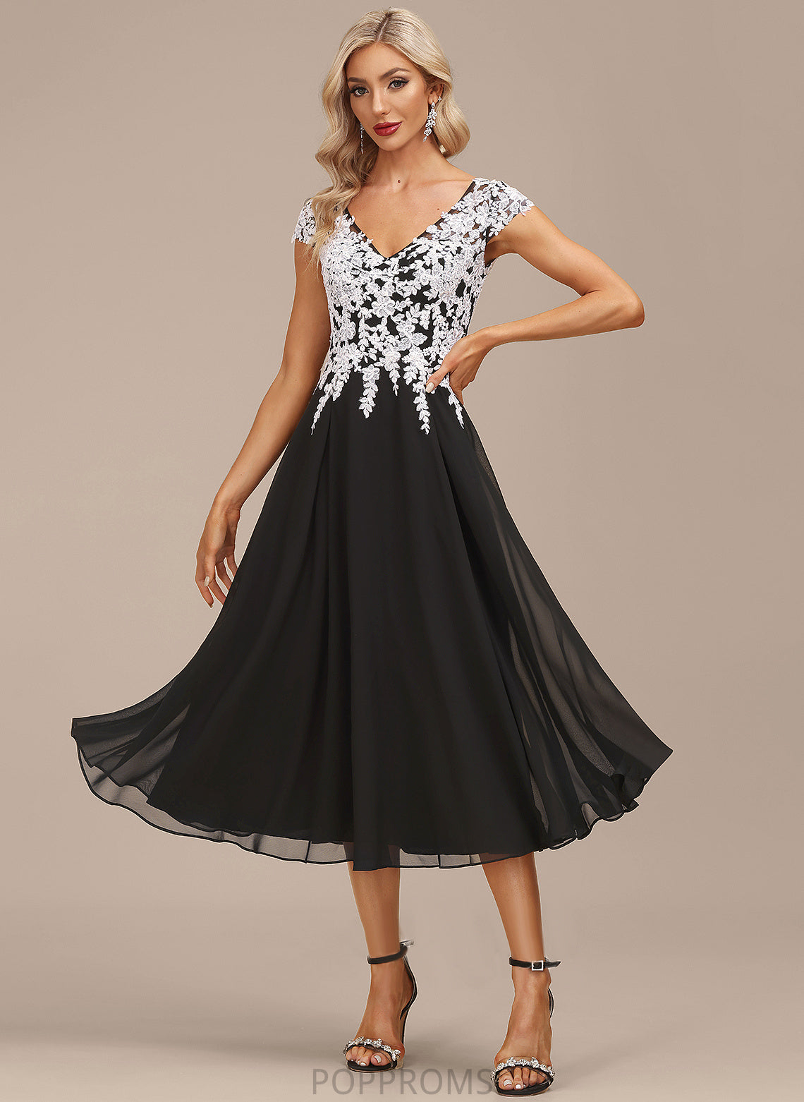 Cocktail Cocktail Dresses Dress Lace Chiffon Tea-Length A-Line V-neck Reagan