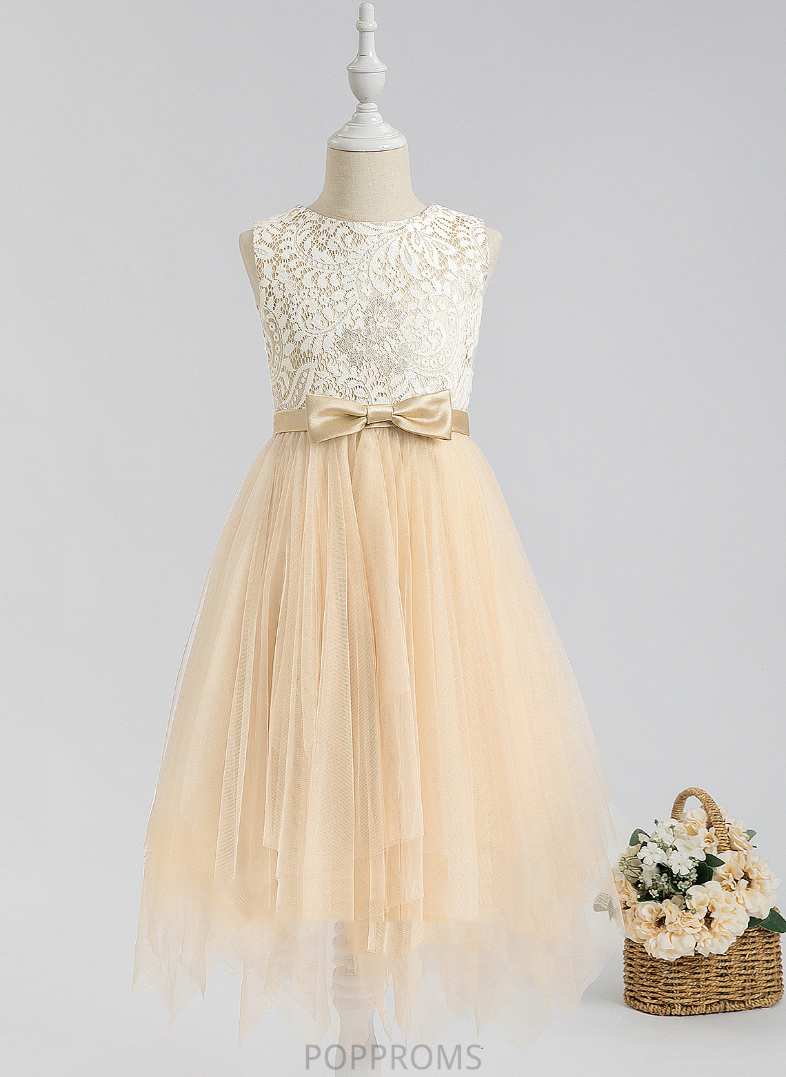 Sleeveless Scalloped Neck Flower Flower Girl Dresses Ciara With - Tulle Lace/Bow(s) A-Line Dress Tea-length Girl