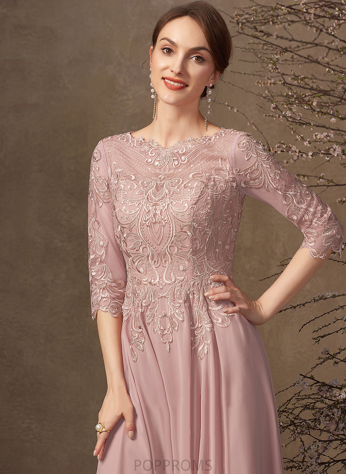 Chiffon Lace Cocktail Tea-Length Sequins Scoop Neck Cocktail Dresses With A-Line Elyse Dress