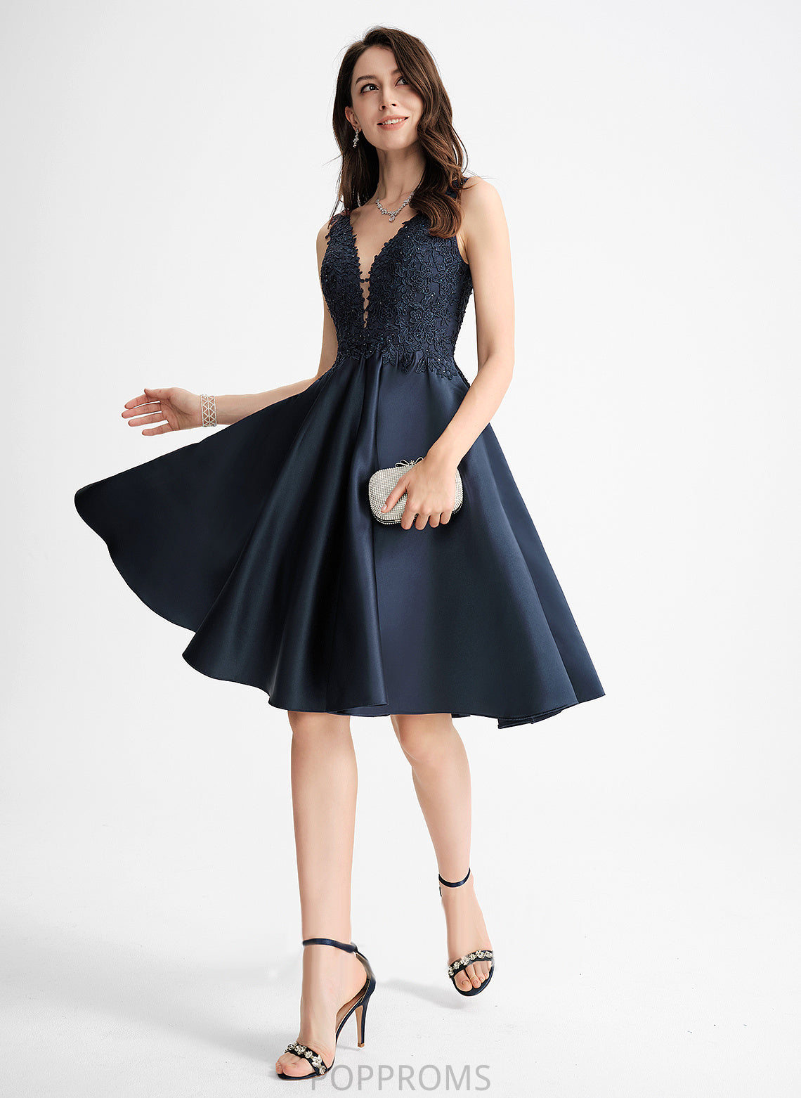 Dress Satin Beading Lace Laurel Knee-Length With A-Line V-neck Cocktail Cocktail Dresses