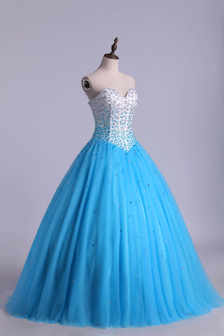 2024 Bicolor Quinceanera Dresses Sweetheart Ball Gown Floor-Length With Beads Tulle Lace Up