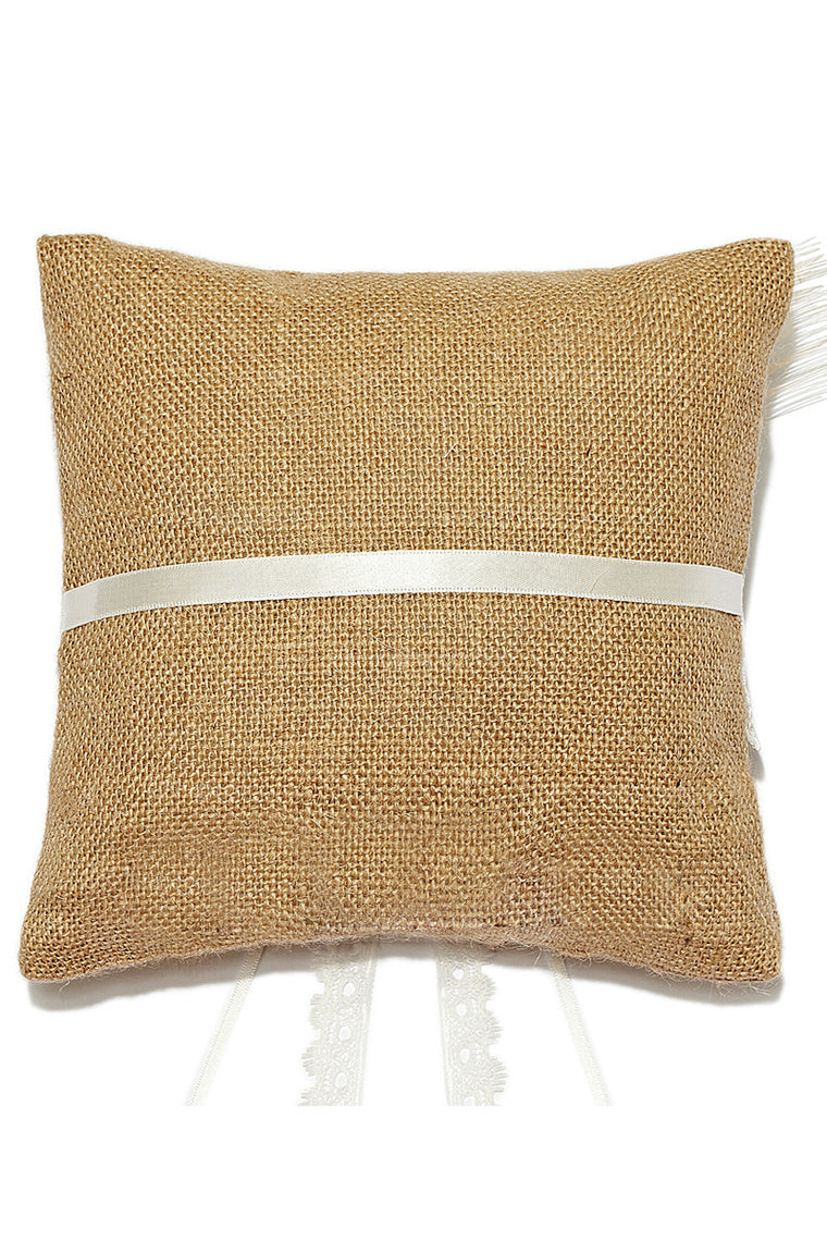 Splendor Ring Pillow In Linen With Lace