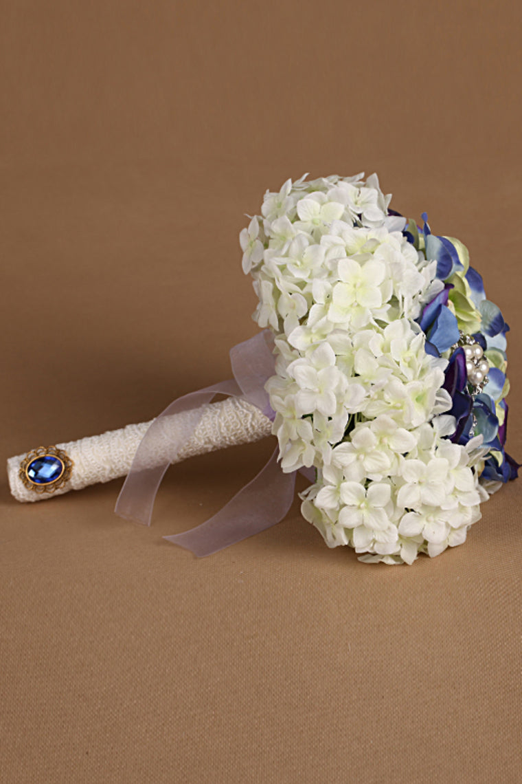 Wedding Bride Holding Flower Fabric Flower Bouquet (25*19cm)