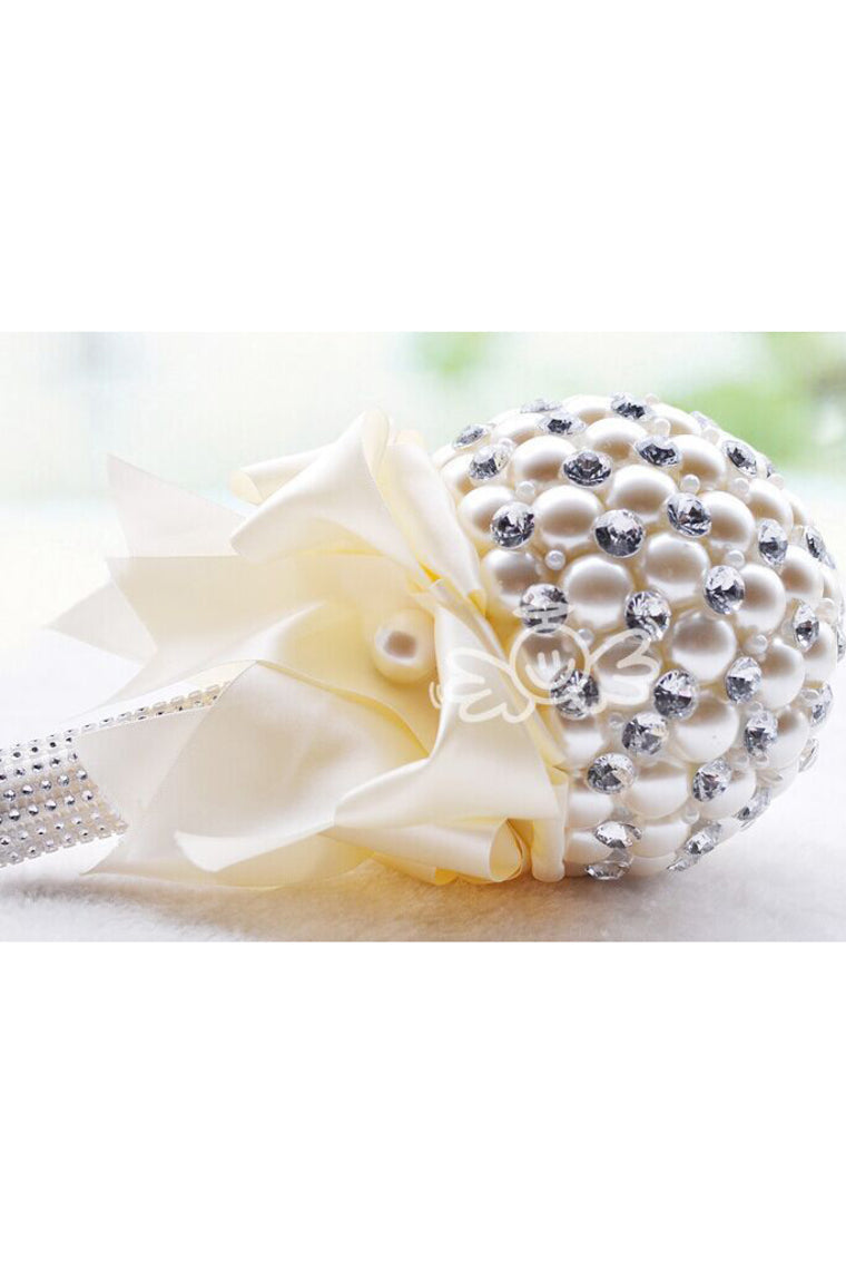 Round Ribbon/Pearl Bridal Bouquets