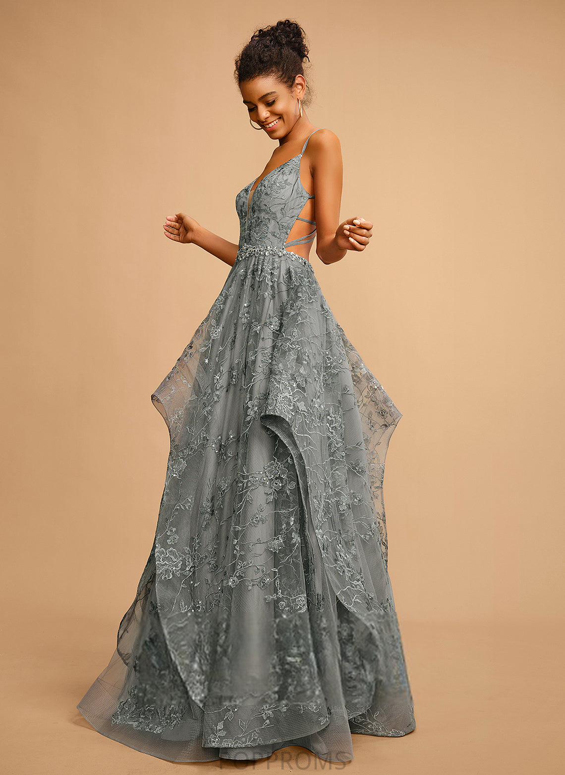 Lace Floor-Length Prom Dresses Tulle V-neck Ball-Gown/Princess Amya