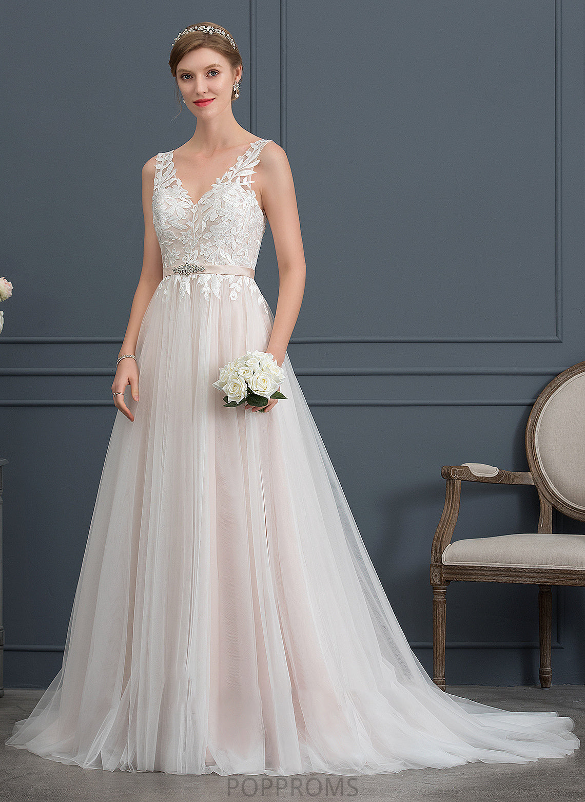 With Wedding Dresses V-neck Wedding Tulle Beading Maya Court Train Dress A-Line