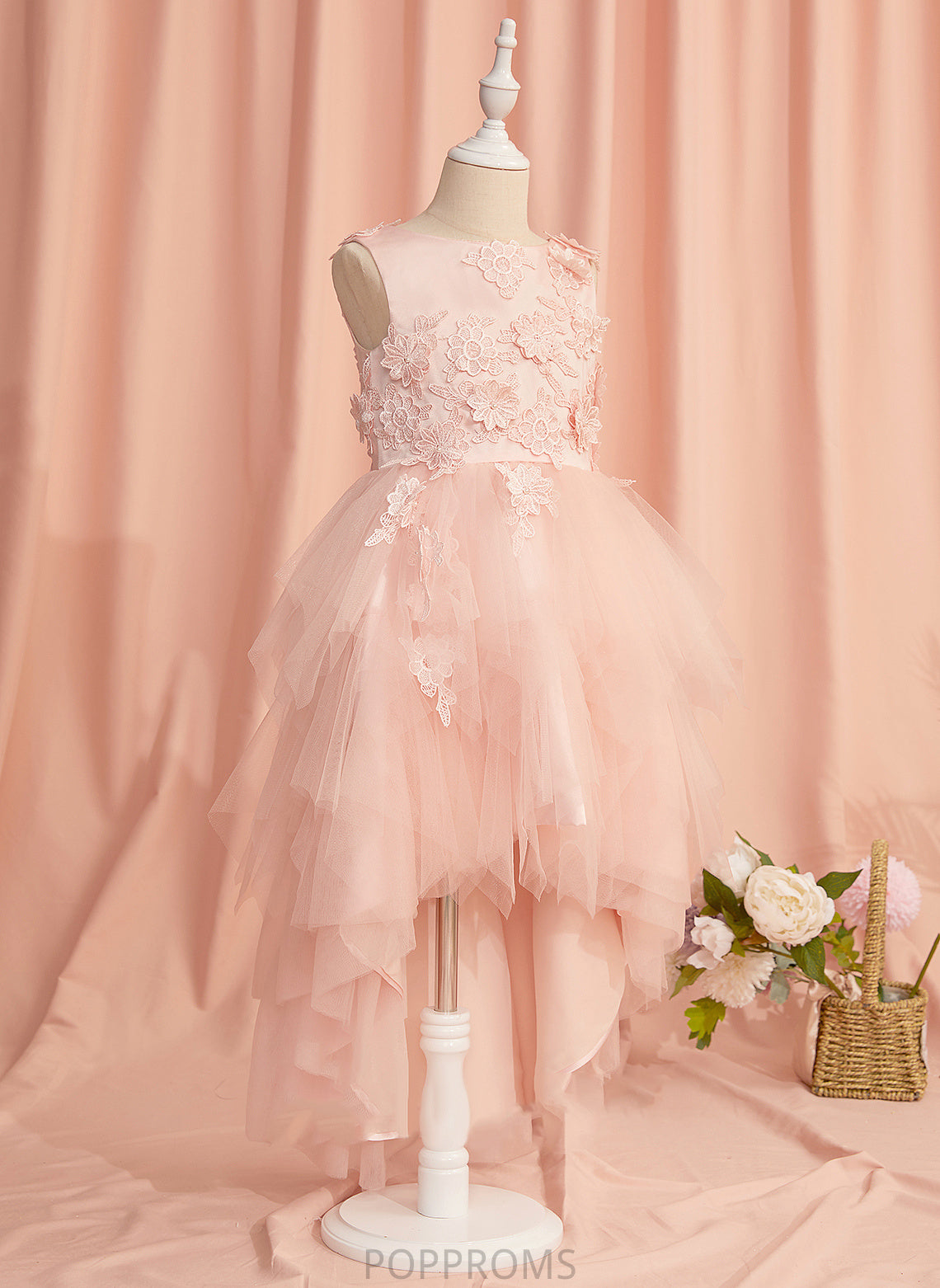 - Hailee With Ball-Gown/Princess Asymmetrical Girl Sleeveless Scoop Tulle Flower Neck Flower Girl Dresses Lace/Flower(s)/V Dress Back