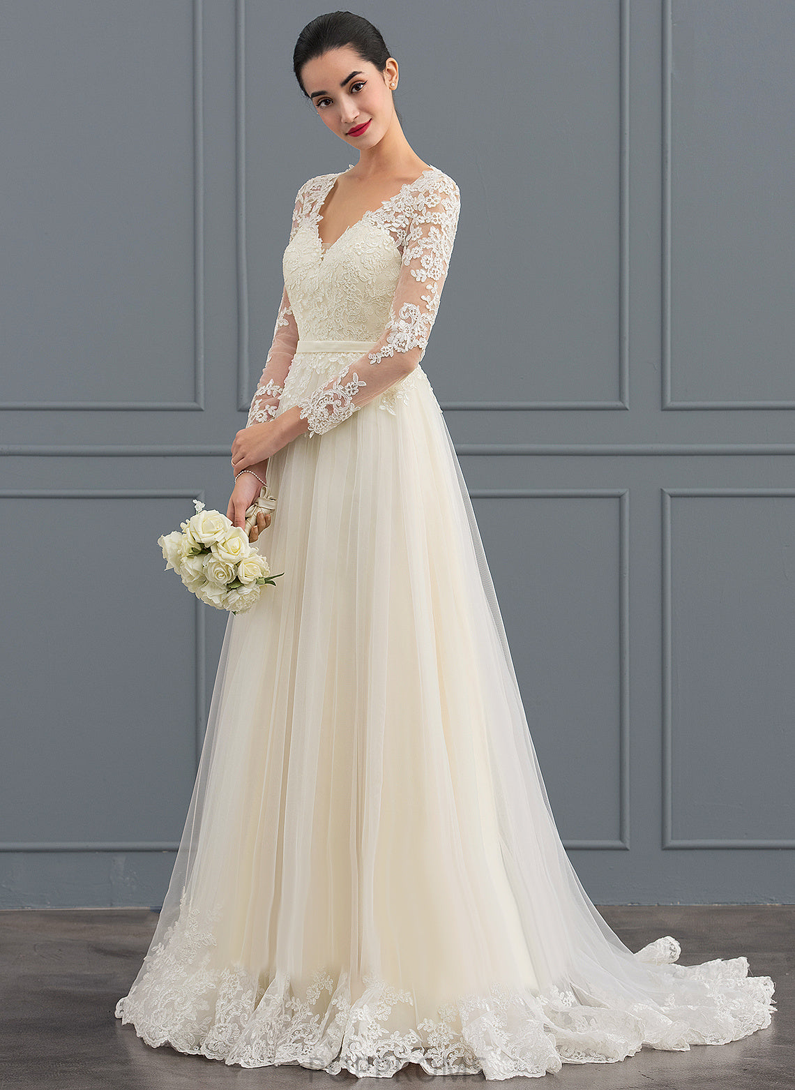 Dress Ball-Gown/Princess V-neck Lace Wedding Dresses Sweep Tulle Train Wedding Blanche