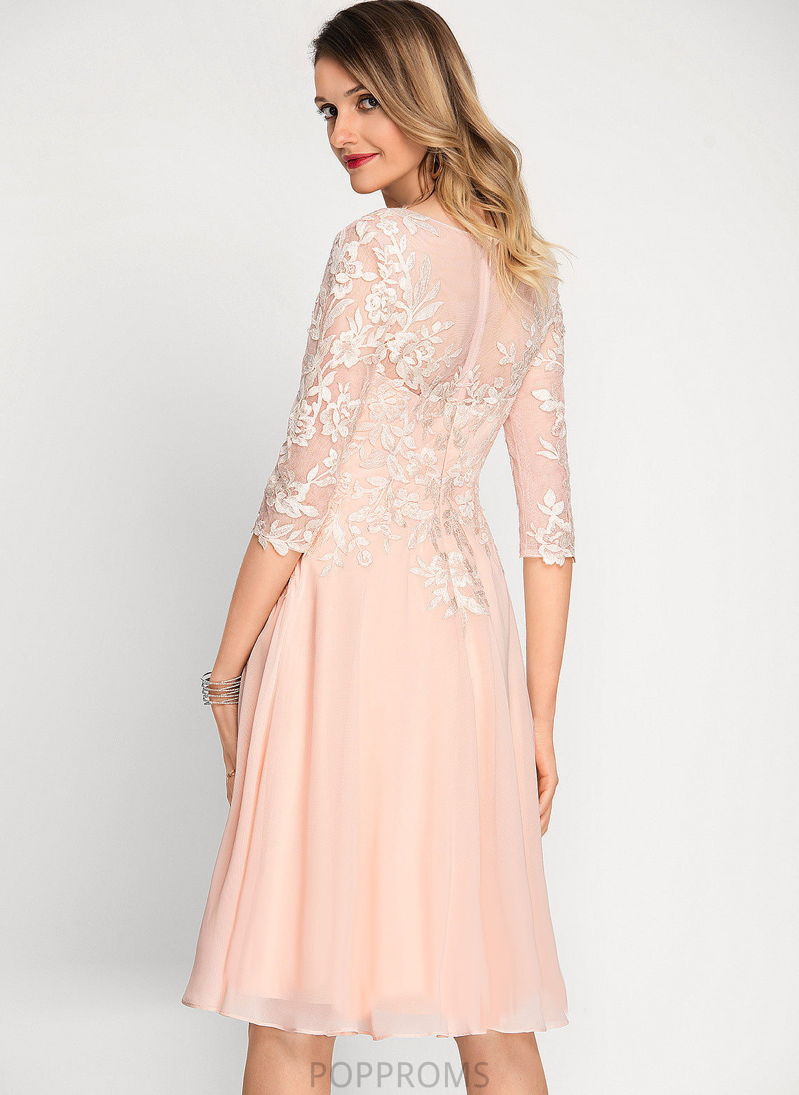 Mina Chiffon Dress With Cocktail Knee-Length V-neck Sequins Cocktail Dresses Lace A-Line