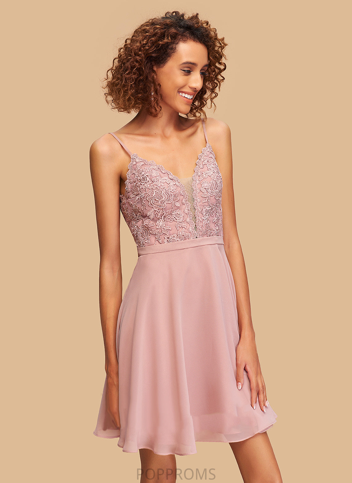 Short/Mini With Aleah Lace A-Line Chiffon V-neck Homecoming Dresses Homecoming Dress